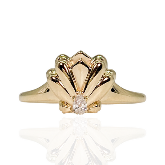 Diamond Clam Shell Ring *on sale*