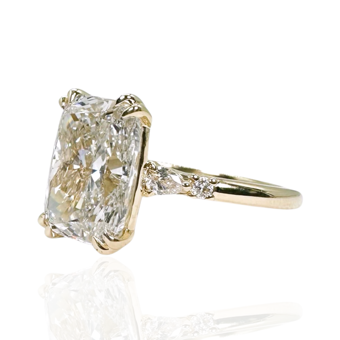 Diamond Taylor Ring