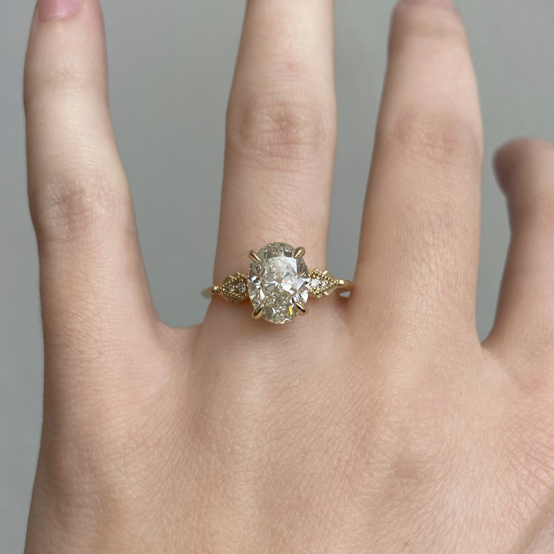 Gatsby Solitaire Ring - select your center stone